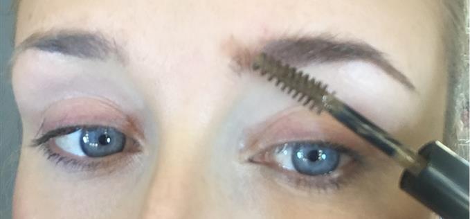 Kardashian always do good brows