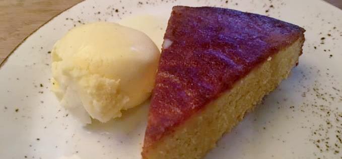 Polenta cake