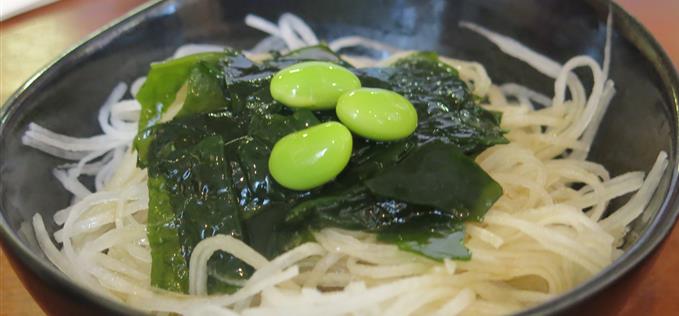 Daikon and sweet wakame seaweed salad