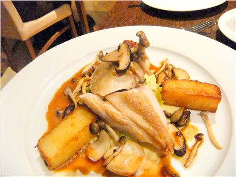 Sauteed chicken with wild mushrooms and polenta