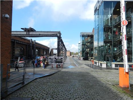 Franczyk has already tidied up the entrance of MOSI by closing it as a car park