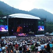 Japan-Fuji-Rock-Festival-02-500X332