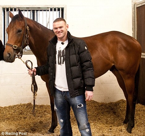 Man Utd's Wayne Rooney enjoying his newfound racing hobby