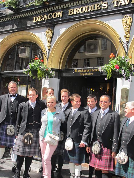 Photo Opportunity With Kilts %26#8211%3B Royal Mile