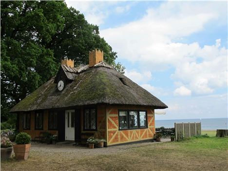 Den Gule Cottage