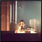 Alicia Keys, Manchester Cathedral