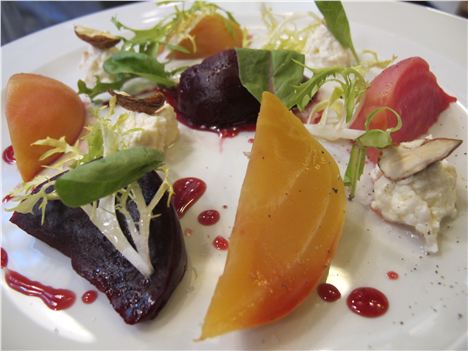 Curd and beetroot salad