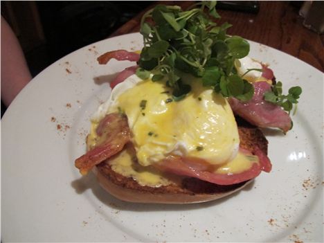 Eggs Benedict