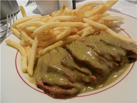 L'Entrecote's main event