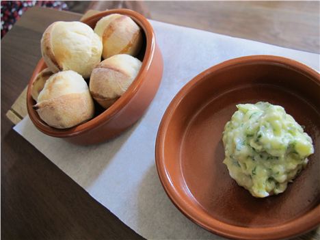 Doughballs and mad garlic butter