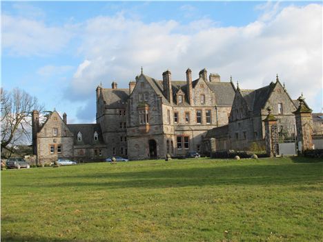 Castle Leslie, Entrance Side