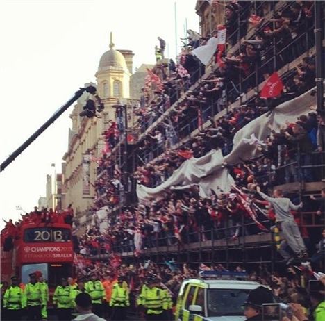 British version of the Spanish 'human castle or tower'