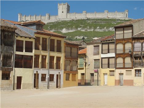 Penafiel Castle Rears Above The Plaza Del Cosa