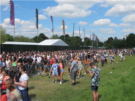 Mammoth queue for entry on Saturday