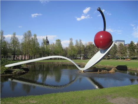 The Famous Spoonbridge And Cherry