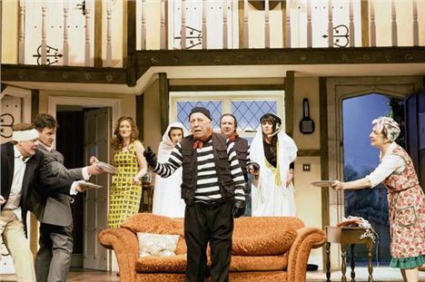 Noises Off 2