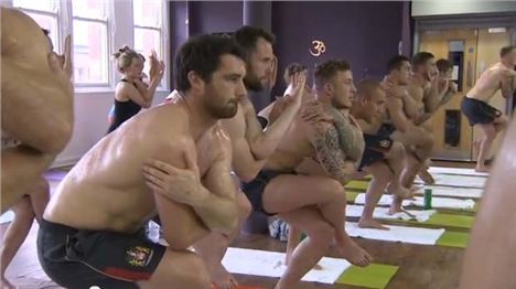 Wigan Warriors sweat it out