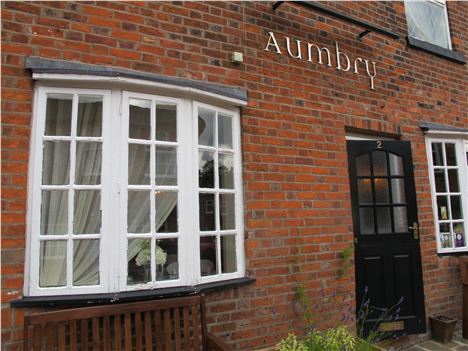 Aumbry, Prestwich