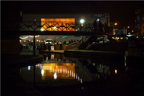 The Canal Festival isn't all at night y'know, the photos are though