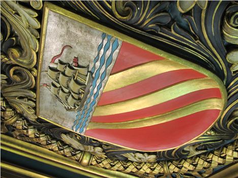 Manchester coat of arms on the ceiling of the Shakespeare Hall