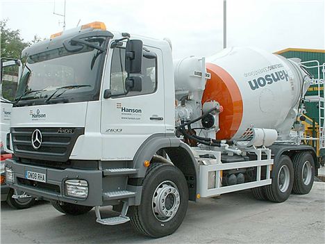 Cement truck