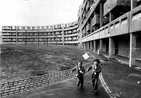 For Hulme the bell tolls: Hulme before it bit the dust, thirty years after being built