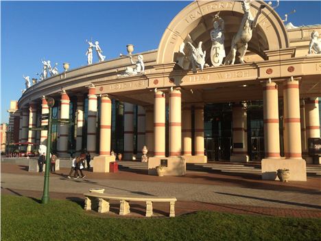 The Trafford Centre, Orient.