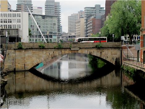 Lowry Hotel over the bridge on the left - the coach on the bridge isn't bringing enough overseas visitors