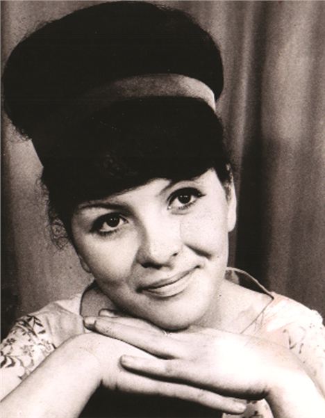 Beryl 1960S Press Pic