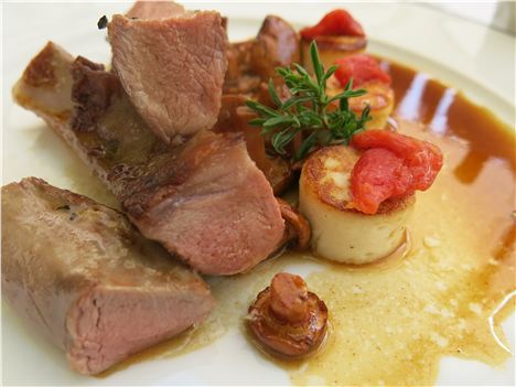 Etraordinary Lamb Main At La Celle