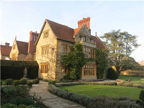 The Manoir, Mellow In The Late Afternoon