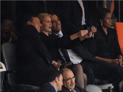 Barack-Obama-Selfie