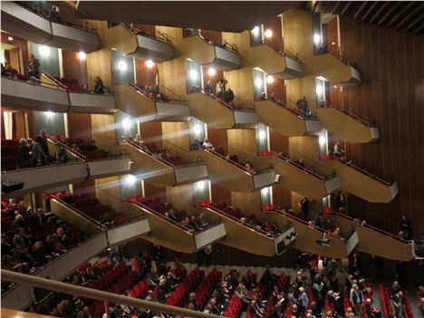 Spectacular Staatsoper