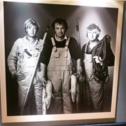 Unemployed British Fisherman Are On The Walls Throughout 25 Hours