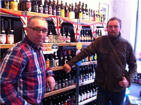 Simon Yarwood And Rob Loader In Their Craft Beer Shop, Rhe Epicurean