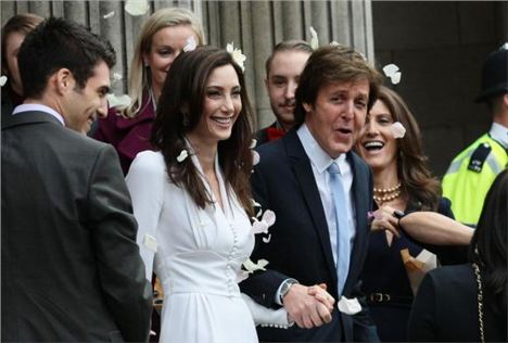 Macca reacts to hearing Nancy has £150m of her own dosh