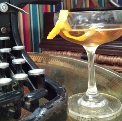 Learn how to mix the perfect Martinez