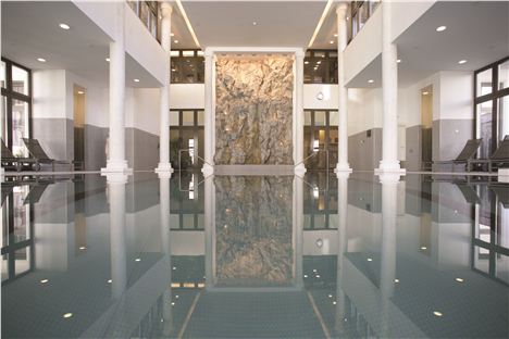 Kempinski Pool