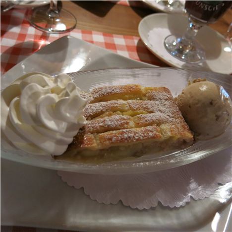 Mega Strudel