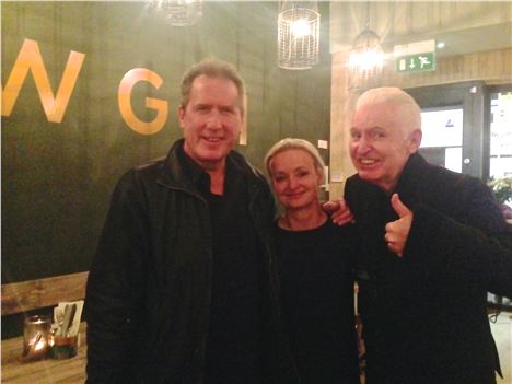 Andy Mccluskey, Rowena And Mike Mccartney Give Mowgliu The Thumbs Up