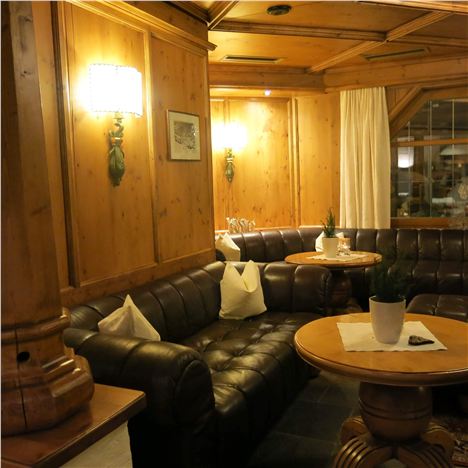 Cosy Bar Area In Theedelweiss %26#38%3B Gurgl