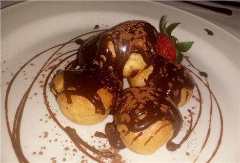 Profiteroles